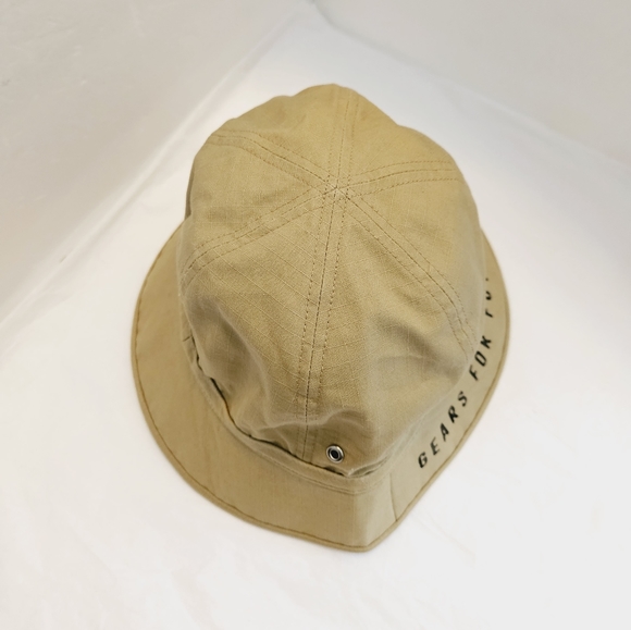 Human Made (STRM-CWBY) Rip Stop Round Bucket Men Sz M Khaki Cap/Hat - Picture 6 of 9